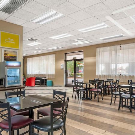 Quality Inn Near Speedway Wilkesboro Zewnętrze zdjęcie