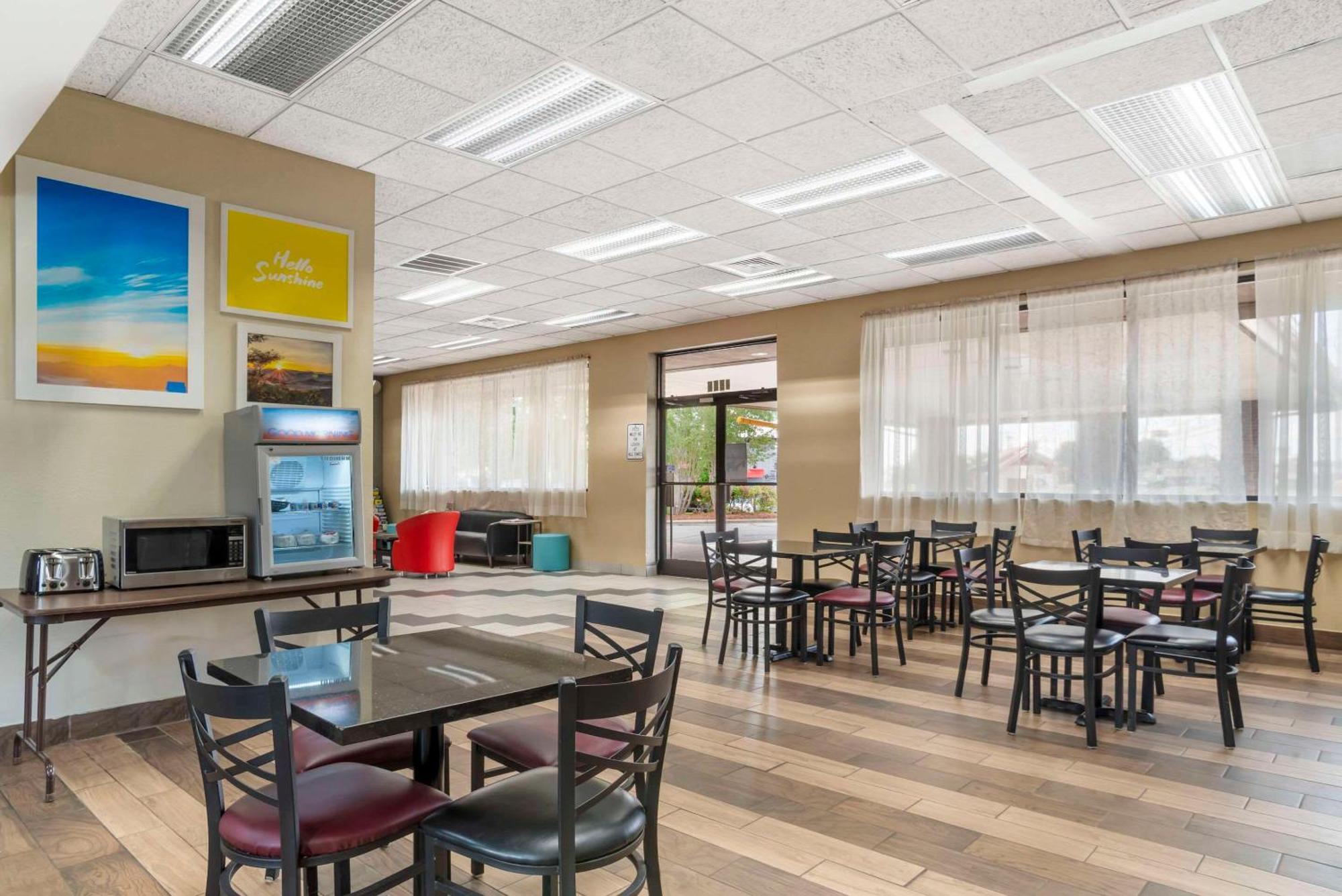 Quality Inn Near Speedway Wilkesboro Zewnętrze zdjęcie