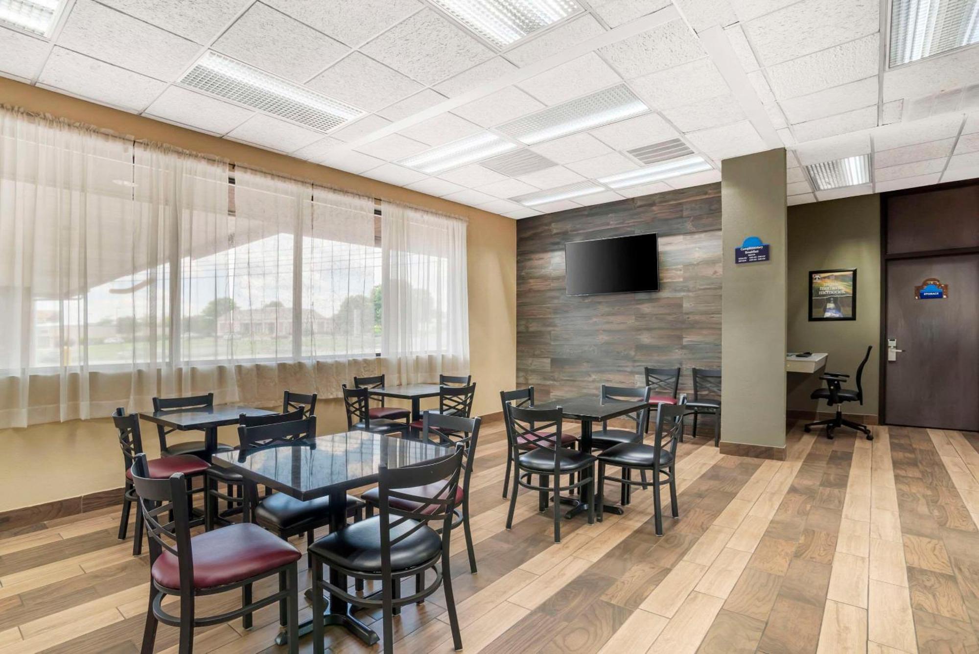 Quality Inn Near Speedway Wilkesboro Zewnętrze zdjęcie